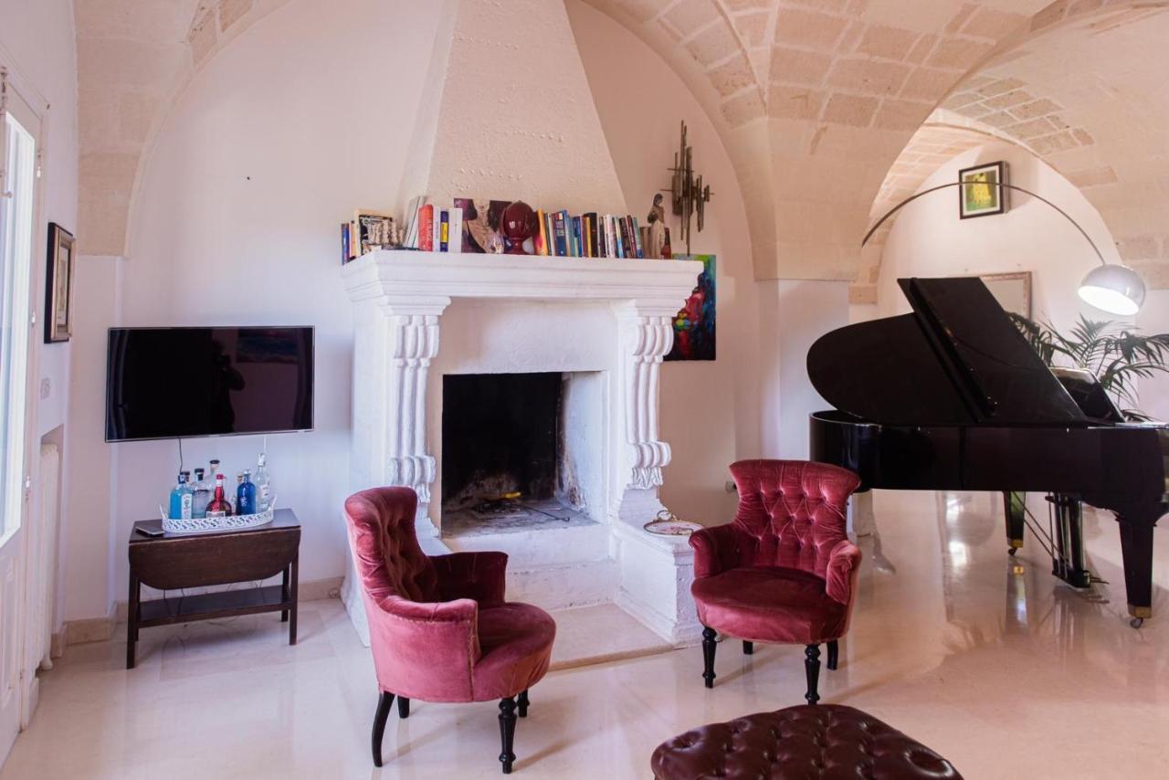 Villa Encantamiento - Dimora Gelsomino - Masseria Storica Nel Cuore Della Puglia Con Piscina Latiano Zewnętrze zdjęcie