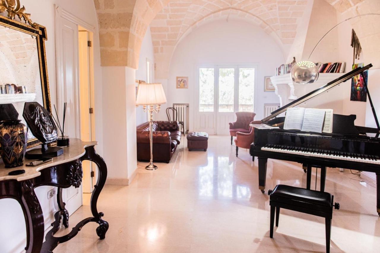 Villa Encantamiento - Dimora Gelsomino - Masseria Storica Nel Cuore Della Puglia Con Piscina Latiano Zewnętrze zdjęcie