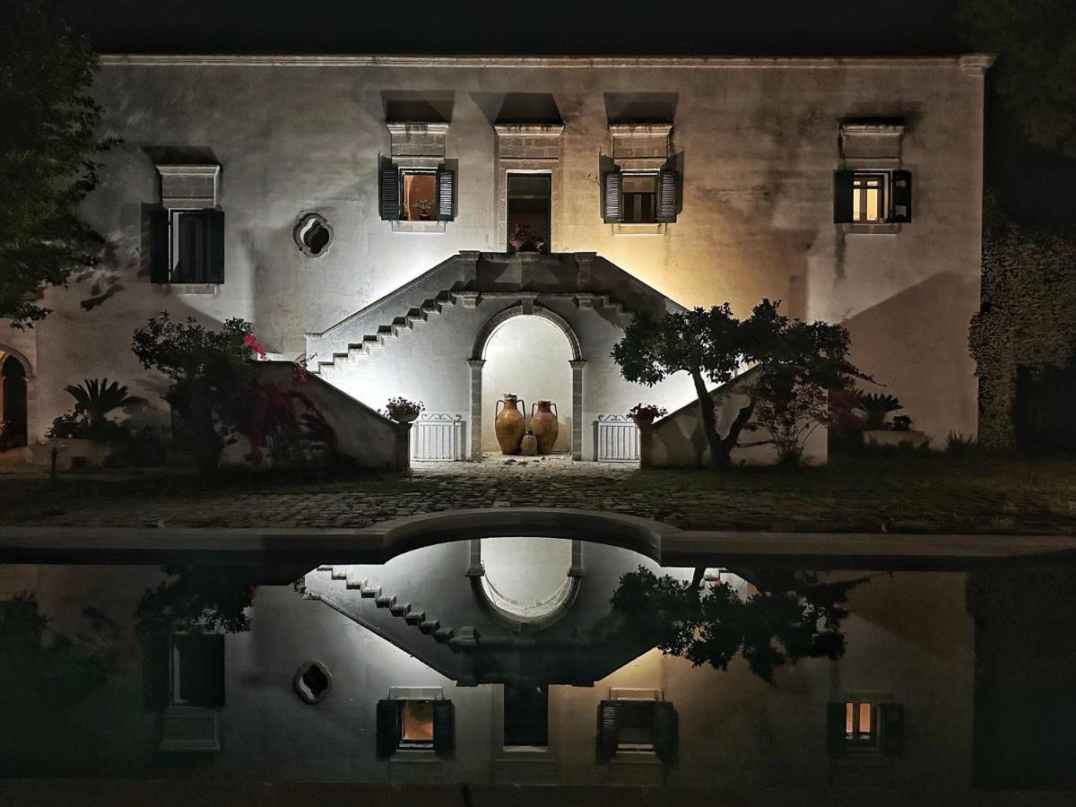 Villa Encantamiento - Dimora Gelsomino - Masseria Storica Nel Cuore Della Puglia Con Piscina Latiano Zewnętrze zdjęcie